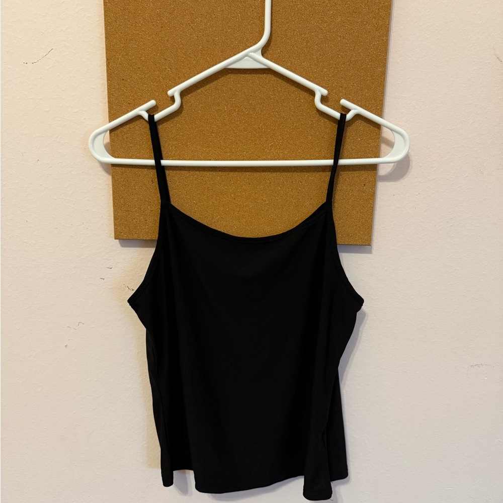 Black Fitted Crop Camisole